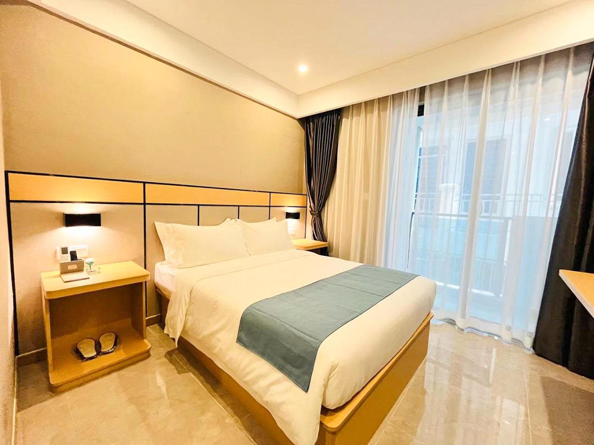 Ark Hotel Phnom Penh Exteriör bild